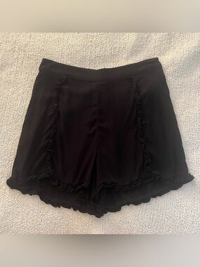 Sunday Best Black Ruffle Trim Women's Shorts Size 6